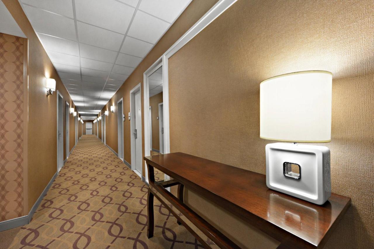 Sheraton Cavalier Saskatoon Eksteriør billede